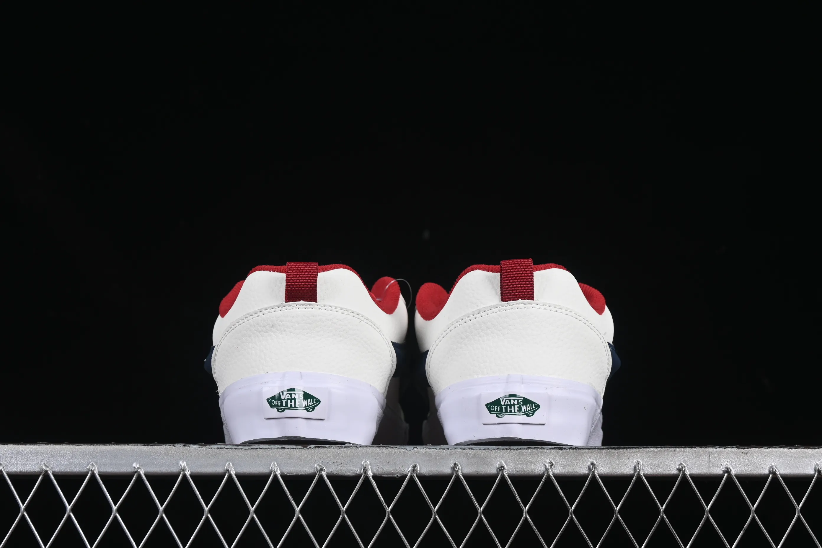 All categories Vans Vans series Vans Low Vans low-top Vans Knu Skool Vans low-top retro casual fat bread shoes VN0009QC377